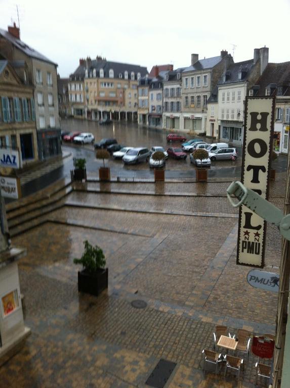 Hotel Du Commerce La Châtre Exterior photo