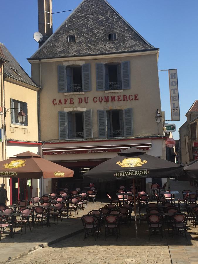 Hotel Du Commerce La Châtre Exterior photo